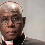 Conheça o cardeal que poderá se tornar o primeiro Papa africano