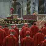 Como foi a missa que abre o conclave e a blindagem da Praça São Pedro antes da eleição do papa