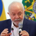 Lula lança programa Mais Especialistas em cerimônia no Planalto nesta sexta-feira