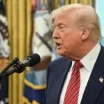 Trump sugere inclusão da Rússia na Copa do Mundo de 2026 durante encontro com Infantino