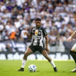 Ceará vence o Sport por 2 a 0 no Castelão e se aproxima do G-4 do Brasileirão
