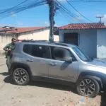 Advogado criminalista é morto a tiros dentro de carro na periferia de Fortaleza