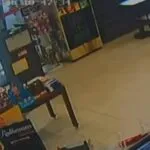 Médico baiano é denunciado por apalpar mulher em loja de conveniência na Capital