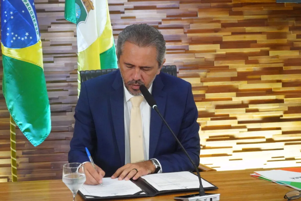 Servidores do Ceará e de Fortaleza terão ponto facultativo durante o Carnaval 2026