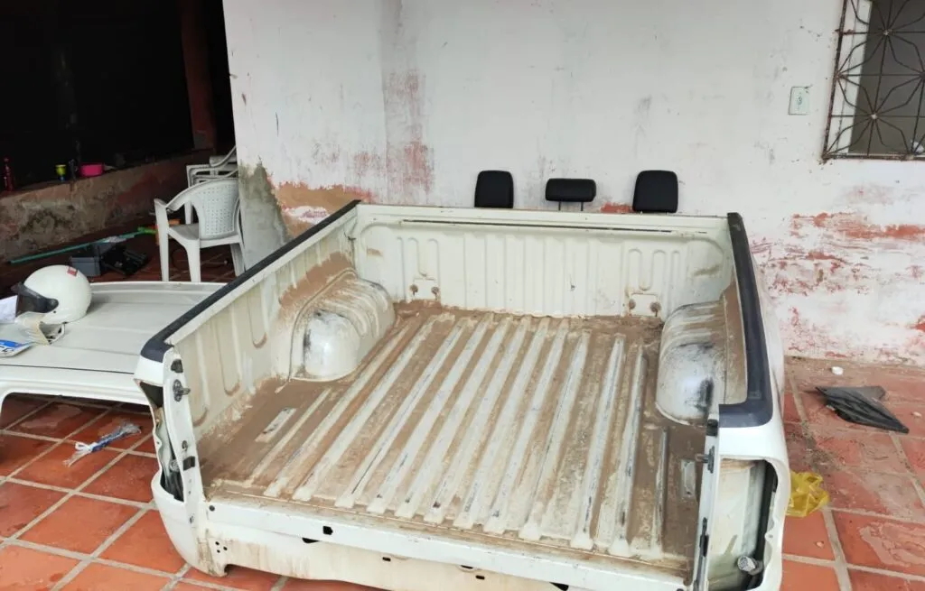Polícia desarticula local usado para desmanche de caminhonetes de luxo em Fortaleza