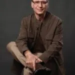 Herson Capri sofre infarto aos 74 anos e cancela peça em São Paulo