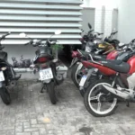 Dois homens são presos em Caucaia, no Ceará, após furto de moto em Fortaleza