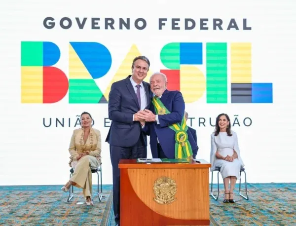 Lula deve voltar ao Ceará para inaugurar ITA em Fortaleza, anuncia Camilo Santana; saiba quando