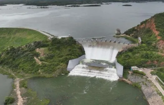Ceará tem 35 açudes sangrando em maio de 2026 e reforça recarga hídrica após chuvas de abril