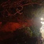 Deslizamento de terra interdita trecho da BR-222 na subida da serra de Tianguá, no Ceará