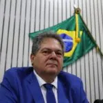 Osmar Baquit critica André Fernandes após protesto: “Política não se faz com encenação”