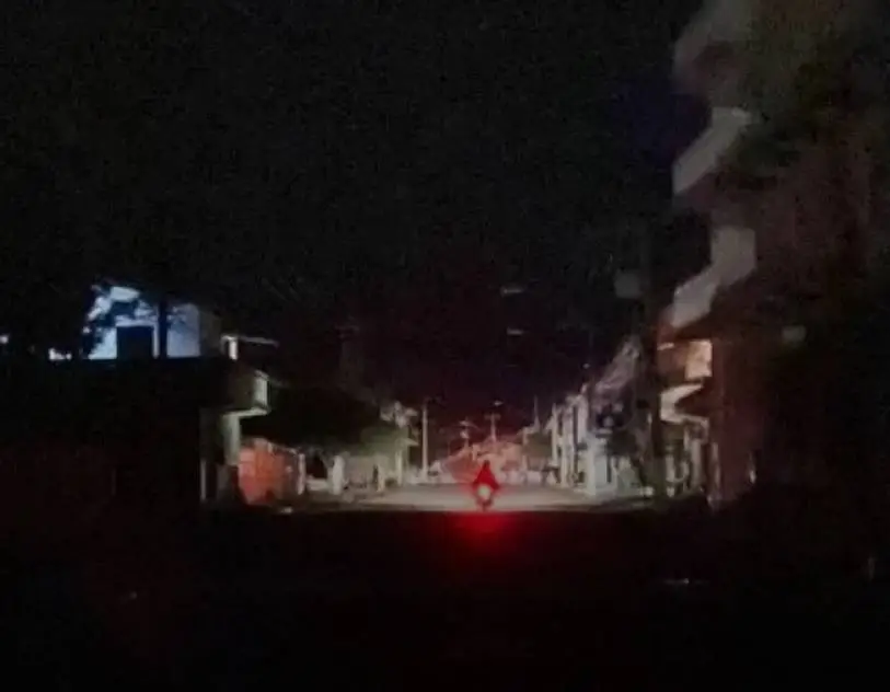 Apagão atinge cidade de Quixadá, no Ceará, nesta segunda-feira (13)