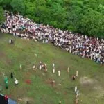 Via Sacra: multidão acompanha encenação da Paixão de Cristo no Santuário de Quixadá, no Ceará