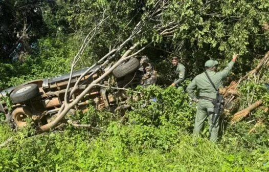 PM é resgatado por helicóptero da Ciopaer após carro capotar no interior do Ceará